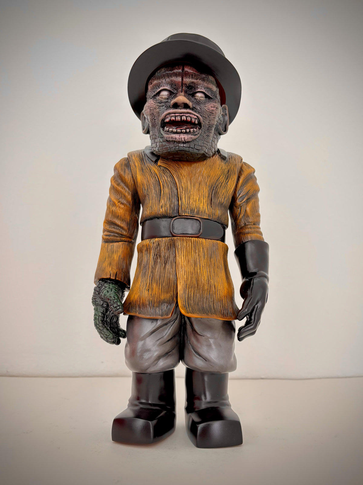 Gekkosha Siccaluna ”IZOU" Soft Vinyl Figure*