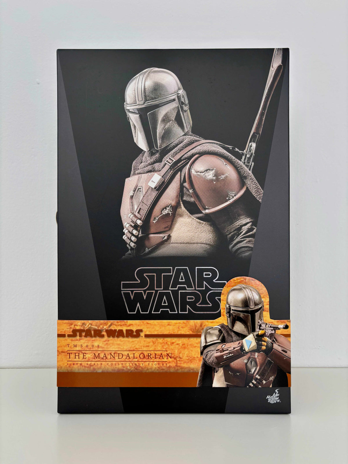 Hot Toys Star Wars "The Mandalorian" - Television Masterpiece Series The Mandalorian 1/6 Scale Collectible Figure*