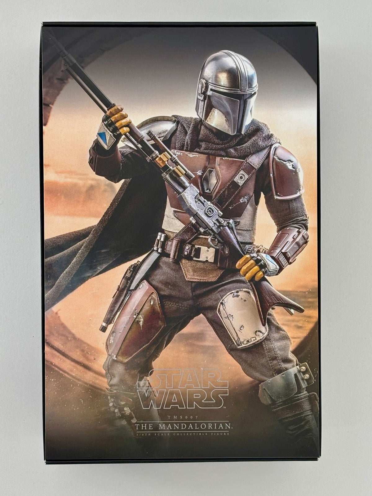 Hot Toys Star Wars "The Mandalorian" - Television Masterpiece Series The Mandalorian 1/6 Scale Collectible Figure*