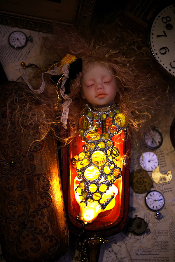 Midori Hayashi "Night Comers"