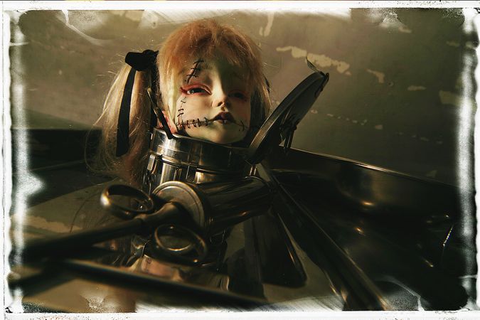 Etsuko Miura "The Doll Bride of Frankenstein" Aluminum-like hairline paper cover SIGNED